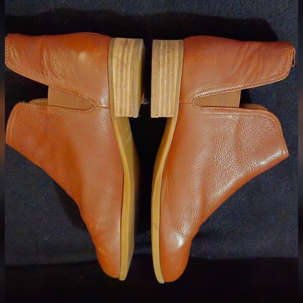 Nine West Tan Ankle Booties - Size 7M - Picture 3 of 10